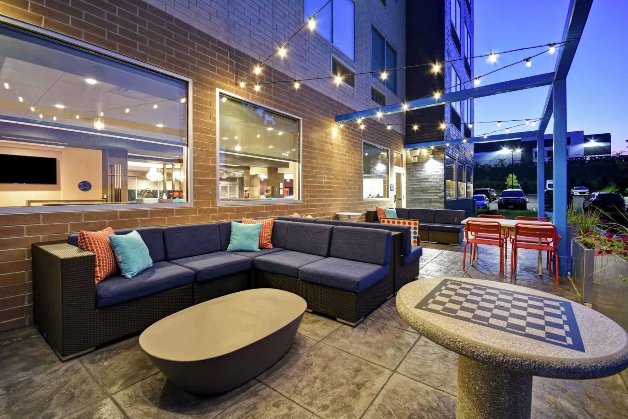 Tru By Hilton Cincinnati Airport South Florence Exterior foto